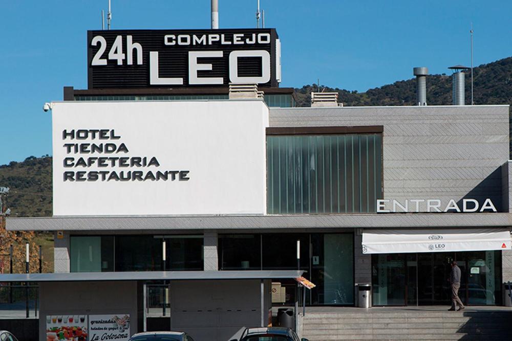 Complejo Leo 24H Hotel Monesterio Eksteriør billede